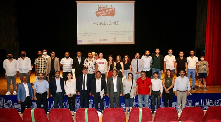 Karşıyaka’da Roman Gençlik Çalıştayı yapıldı