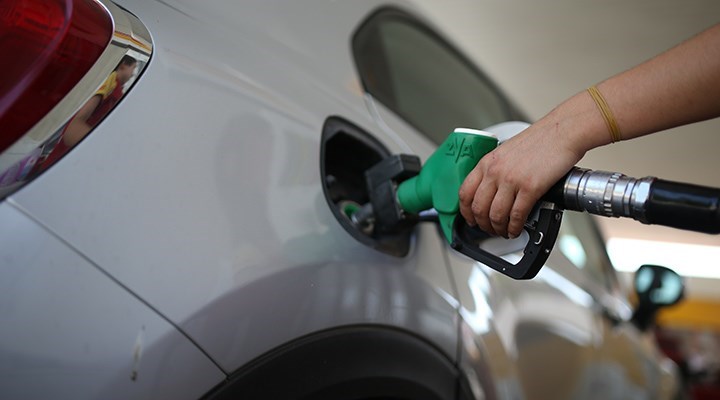 Benzin’e zam: Pompaya yansıtılmayacak