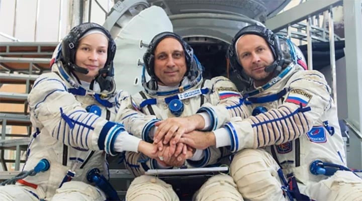 Uzayda ilk film çekimi için Rus ekip yola çıkıyor