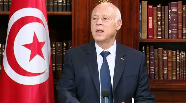 Tunus Cumhurbaşkanı Said, Meclis'te 5 üst düzey yetkiliyi azletti