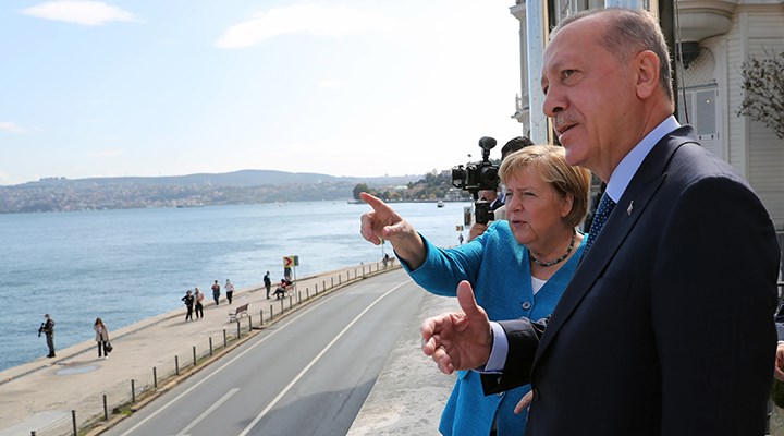 Erdoğan ve Merkel, Huber Köşkü'nden boğazı izledi