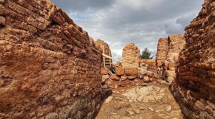 Kurul Kalesi'ndeki kazılarda yeni girişe ulaşıldı