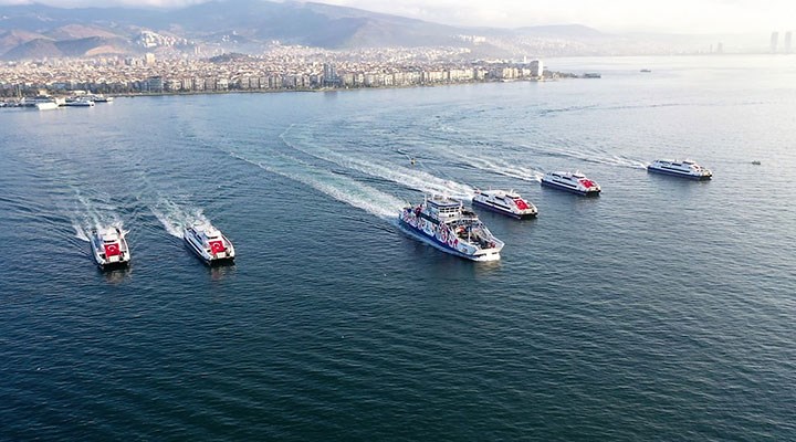 İzmir trafiğinde deniz ferahlığı