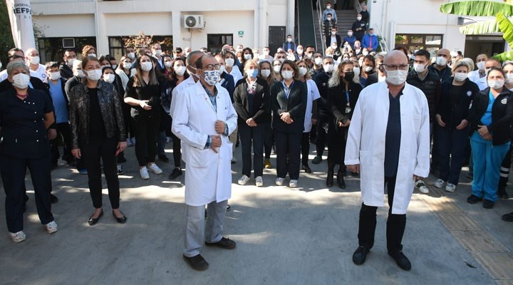 Eşrefpaşa Hastanesi çalışanlarına saldırı protesto edildi