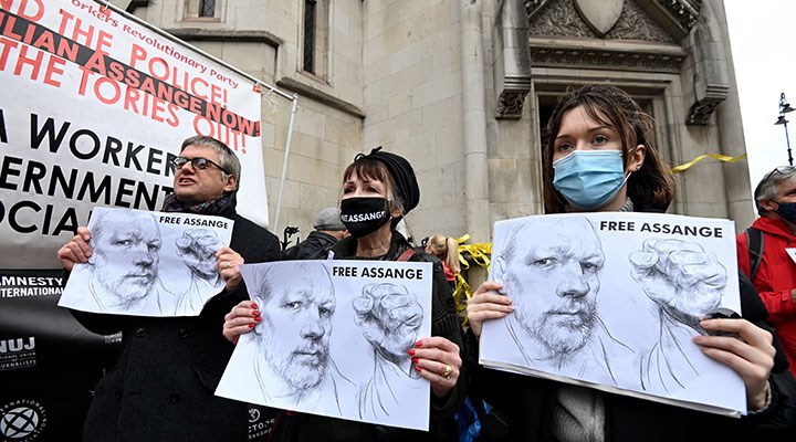 Assange’ın ABD’ye iade edilmesi için yeni girişim
