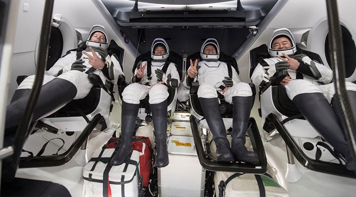 Crew-2 astronotları, 199 günün ardından Dünya’ya döndü