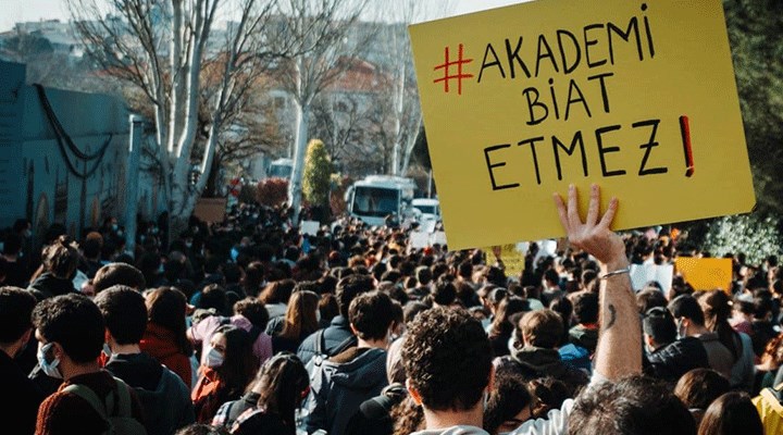 Mahkeme, Boğaziçi protestolarına katıldığı için kredisi kesilen öğrenciyi haklı buldu