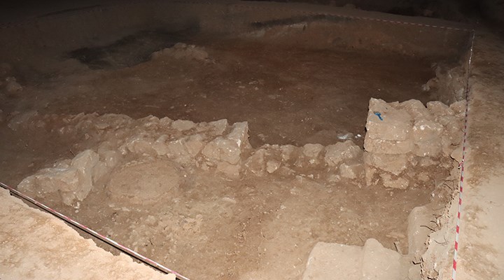 Perre Antik Kenti'nde 1500 yıllık ekmek fırını yapısı bulundu