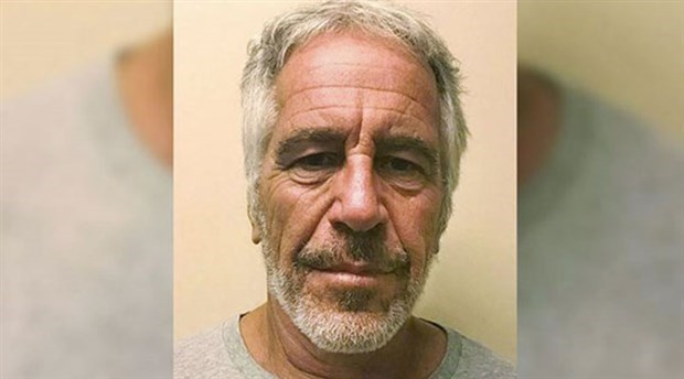 Cezaevinde intihar eden pedofil Jeffrey Epstein'e ilişkin yeni belgeler ortaya çıktı