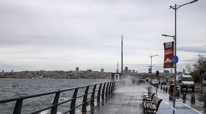 AFAD'dan İstanbul'a: Zorunlu olmadıkça dışarı çıkmayın