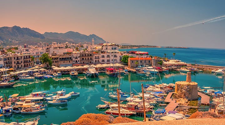 Yakınımızdaki Uzak Ülke: Kıbrıs
