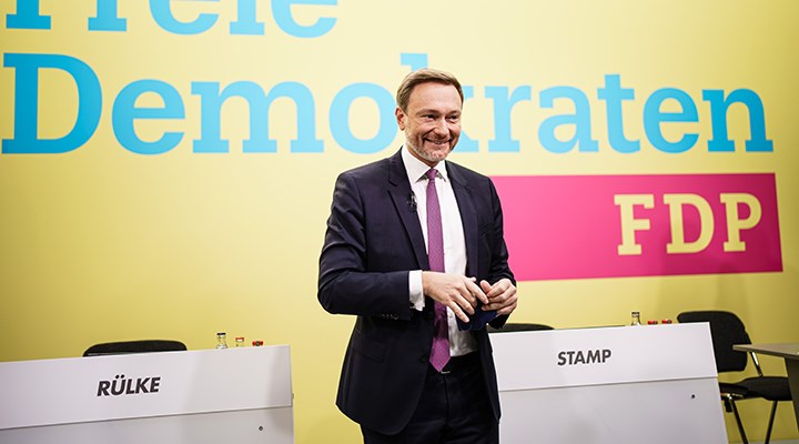 FDP koalisyon sözleşmesini onayladı