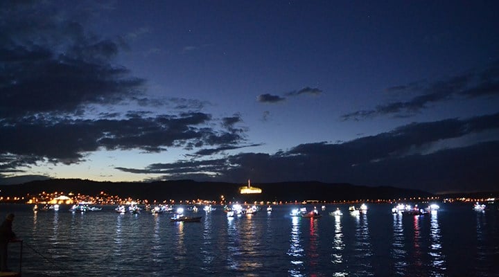Gemi arızası: Çanakkale Boğazı çift yönlü trafiğe kapatıldı