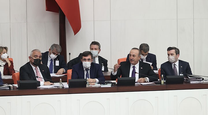 Meclis'te Kavala ve Demirtaş tartışması: "Bakan maalesef doğruyu söylemiyor"