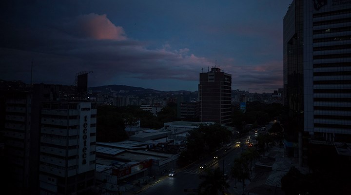 Venezuela'da büyük elektrik kesintisi