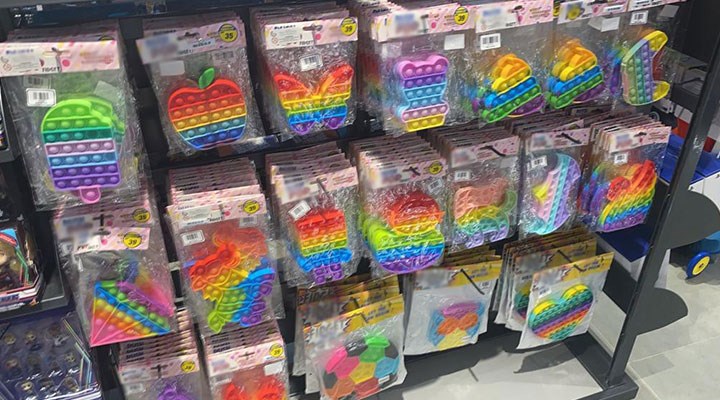 Katar’da gökkuşağı renkli oyuncaklar 'İslami olmadığı' gerekçesiyle toplatılıyor