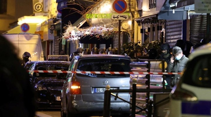 Paris'te 2 kadını rehin alan bıçaklı saldırgan gözaltına alındı