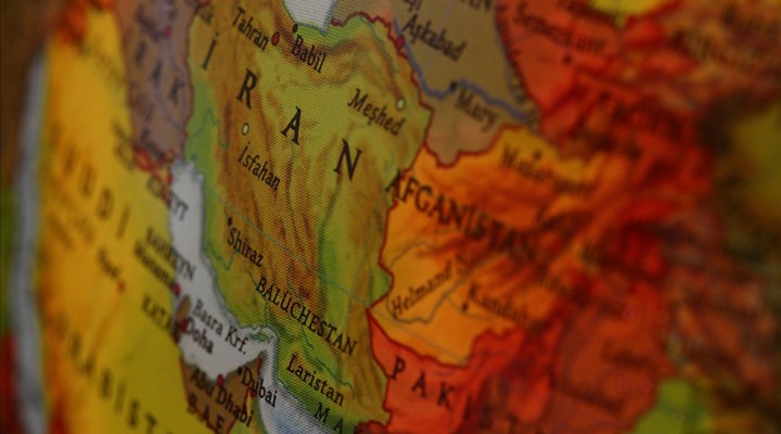 İran’da Omicron alarmı: Tüm sınırlar kapatıldı