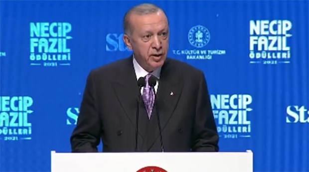 Erdoğan: Bu ödüller, kendilerinin dışında hiçkimseye var olma hakkı tanımayan zorbalara karşı açılmış bir bayraktır