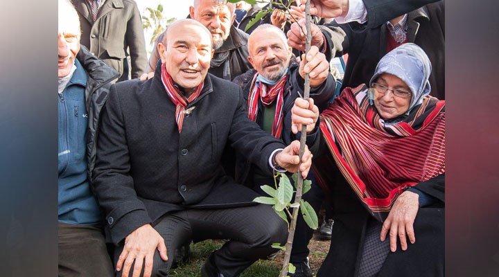 İkizdere’den kurtarılan fidanlar İzmir’de 'Turuncu Bahçe'ye dikildi