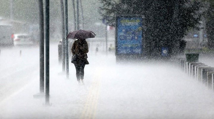Meteorolojiden Doğu Karadeniz için çok kuvvetli sağanak ve yoğun kar yağışı uyarısı