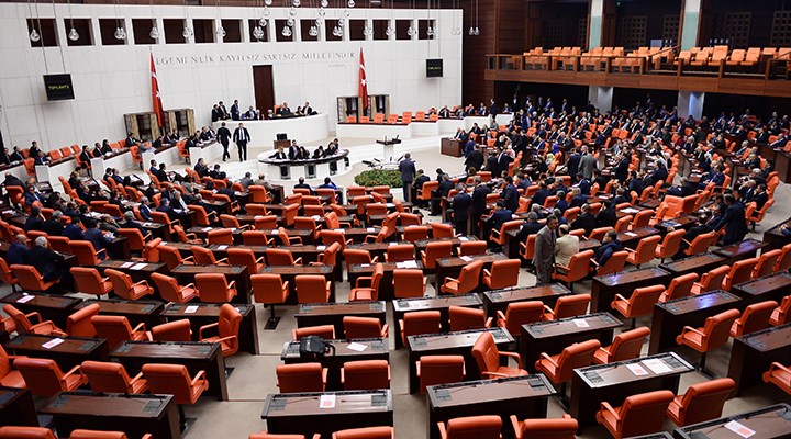 28 milletvekilinin 40 dokunulmazlık dosyası Meclise geldi