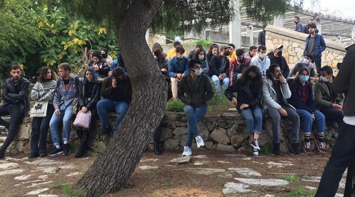 Akdeniz Üniversitesi’nde ekonomik kriz forumu düzenleyen öğrencilere soruşturma