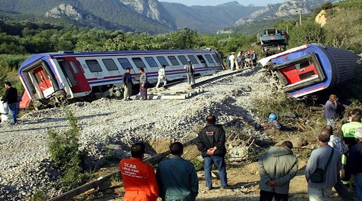 Sakarya’daki tren kazasında 18 yıl sonra ihlal kararı