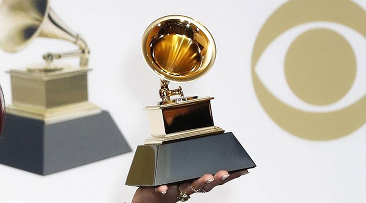 Grammy Ödül Töreni Covid-19 vakalarındaki artış nedeniyle ertelendi