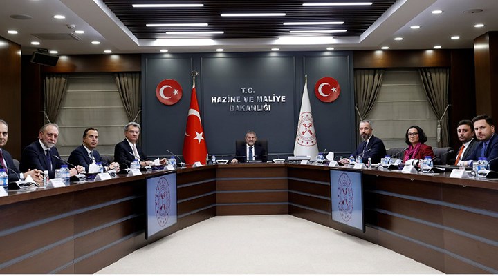 Erdoğan ipleri germişti: Bakan Nebati, TÜSİAD heyetiyle buluştu