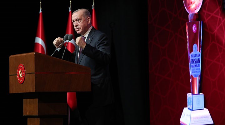 Erdoğan: Yapay zekanın etrafımızı kuşattığı bir dönemde daha üste çıkmak mecburiyetindeyiz