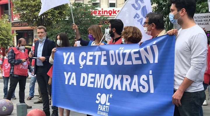 SOL Parti yöneticileri hâkim karşısına çıktı: İlk duruşmada beraat