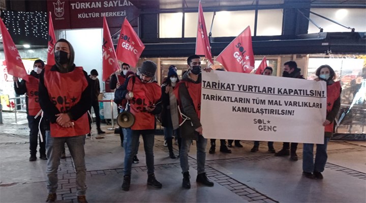 SOL Genç’ten İzmir'de eylem: Tarikat yurtları kapatılsın
