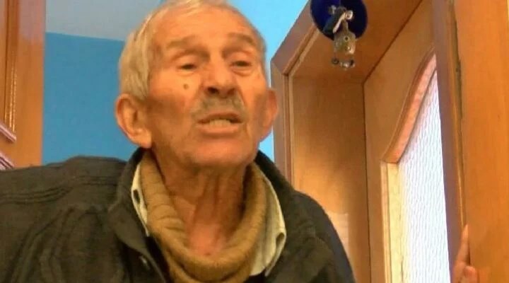 Kiracılarının oturduğu eve baltayla saldıran 93 yaşındaki ev sahibi: Tekrar yapacağım