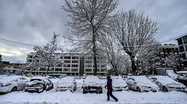 İstanbul'da kar yağışı: Meteoroloji tarih verdi