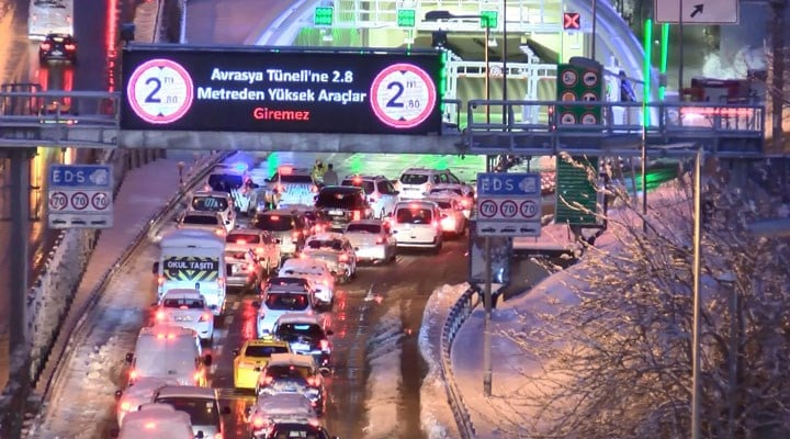 İstanbul'da özel araçların köprülerden geçişine izin verilmiyor