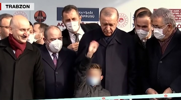 Erdoğan'ın çocuk mizanseni, Akit yazarının bile tepkisini çekti