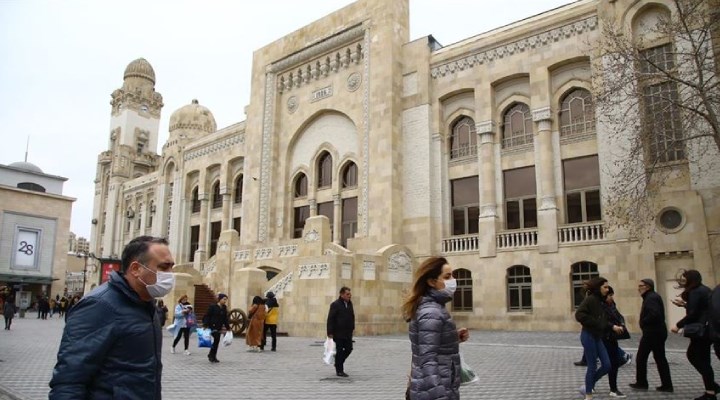 Azerbaycan'da en yüksek günlük Covid-19 vaka sayısı görüldü