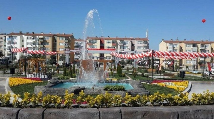 AKP’li Belediye, CHP’li belediyenin parkına ‘çöktü’