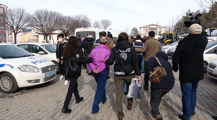 Yozgat merkezli rüşvet operasyonu: Aralarında kamu görevlilerinin de olduğu 61 kişi gözaltında