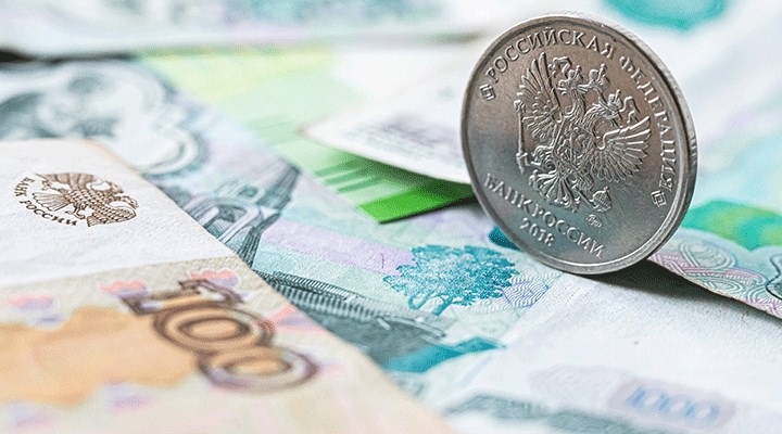 Ruble, dolar karşısında 2 yılın en büyük düşüşünü kaydetti