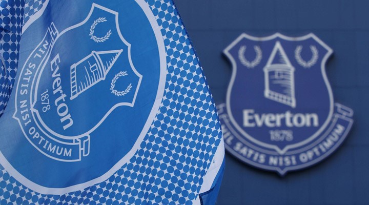 Everton, Rus şirketleriyle sponsorluk anlaşmalarını askıya aldı