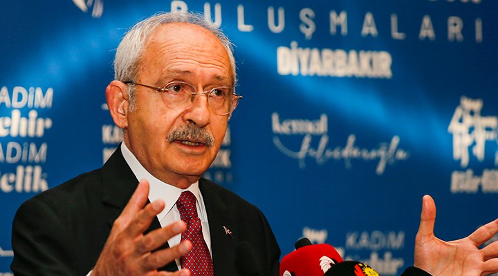 Kılıçdaroğlu, Diyarbakır'da gençlerle buluştu: Türkiye'yi barıştıracağım