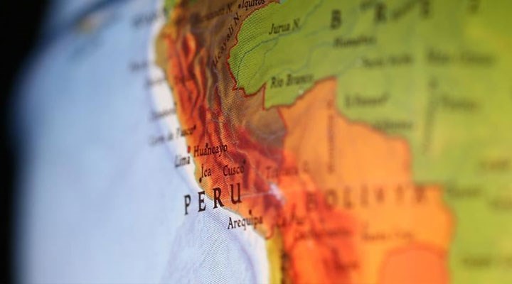 Peru'da heyelan: Yaklaşık 80 ev toprak altında kaldı