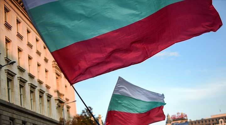 Bulgaristan, 10 Rus diplomatı "istenmeyen kişi" ilan etti