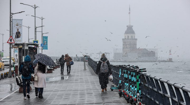 İstanbul için kuvvetli kar sağanağı uyarısı: Saat verildi
