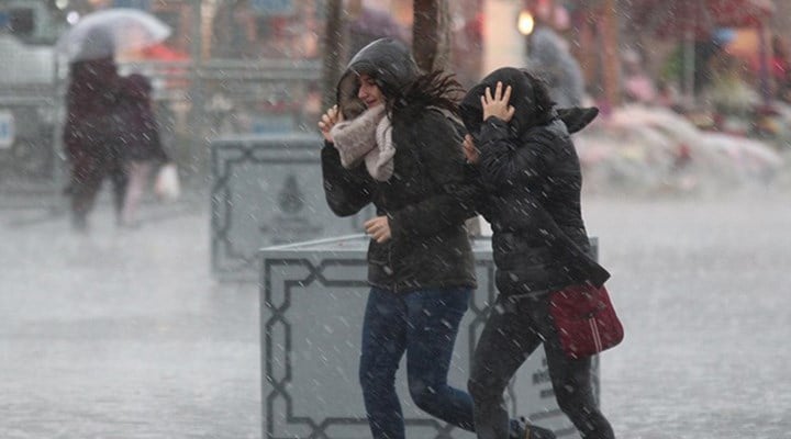 Meteoroloji'den Marmara için 'fırtına' uyarısı