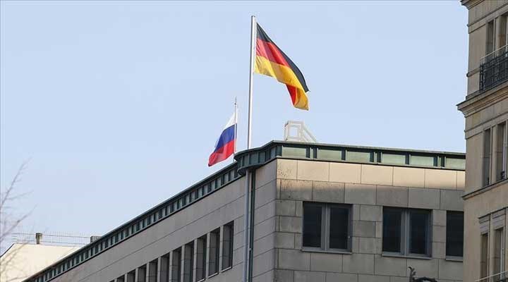 Almanya: Rusya'ya enerji ambargosu uygulamaya hazır değiliz