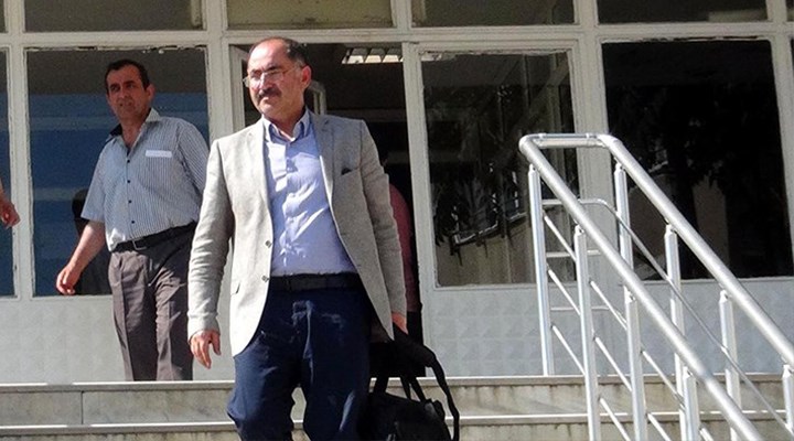 Eski rektör Osman Şimşek memurluktan ihraç edildi
