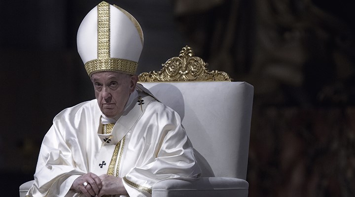 Papa, Katolik okullarındaki fiziksel ve cinsel istismar sebebiyle yerlilerden özür diledi